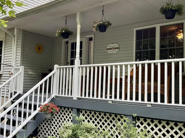 111 Woods Way, Stroudsburg, PA 18360