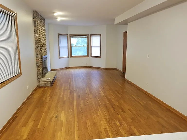 1210 W Henderson St #1 — Photo 11