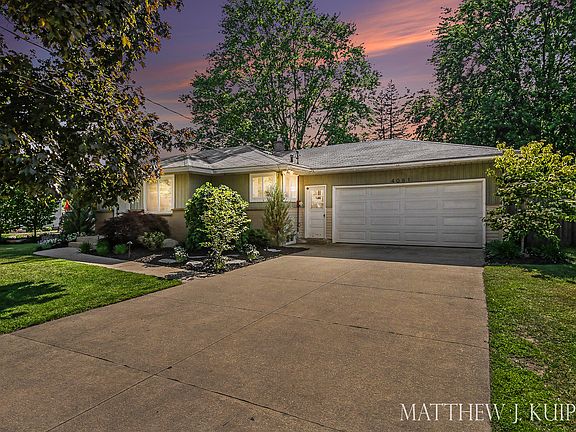 3rd image of 4081 Lila Ave SW
