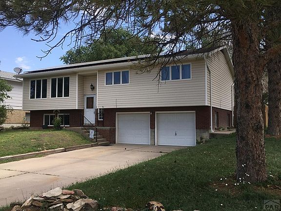 4th image of 1919 Cimarron Ave