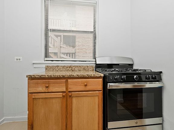 4th image of 7001-7007 S Merrill Ave #2135-2141