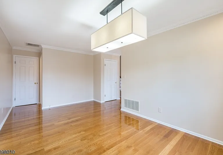 1 Avery Ct — Photo 14