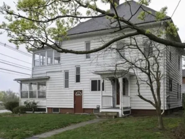 300 Bridge St, Northampton, MA 01060