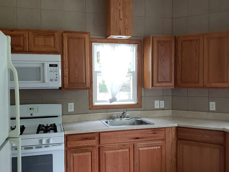 5 Main St #3