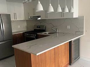 25-27 23rd St #3I, Astoria, NY 11102
