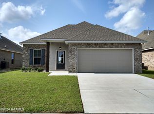 115 Ridley Ln, Youngsville, LA 70592