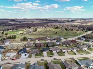 2030 Parkview Dr, Seward, NE 68434
