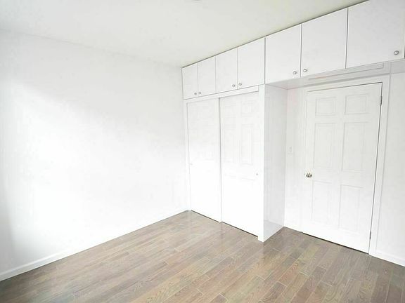 5th image of 54 Elizabeth St #7-37