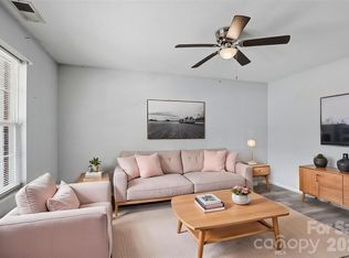 102 Brandywine Dr NE APT U2, Conover, NC 28613
