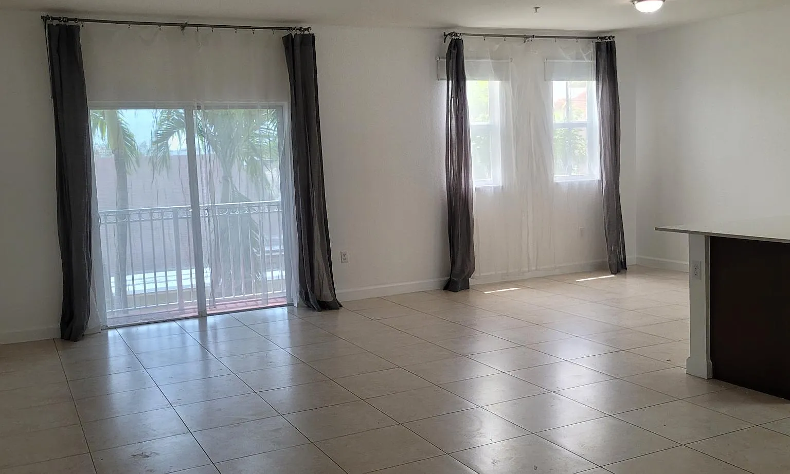 3 bed, 2.5 bath, 1400 sqft, $3,000 — Photo 4
