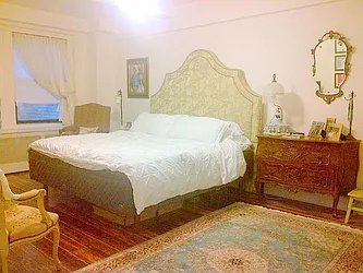 Rented by Manhattan Spaces