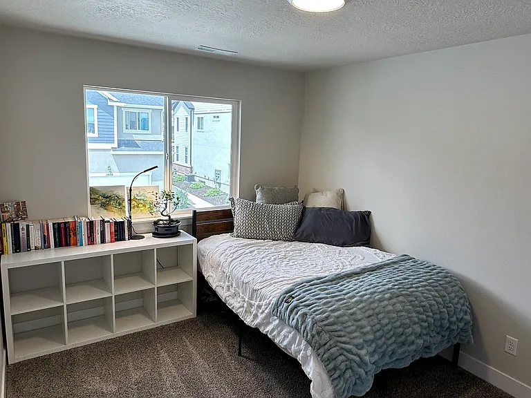 1464 N 3920 W — Photo 11