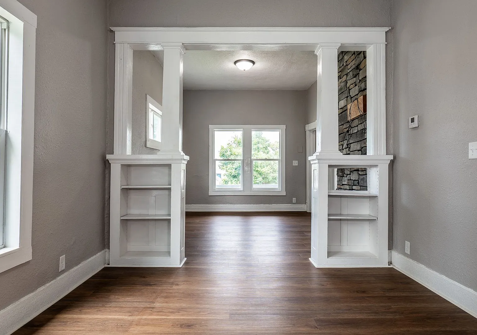 Cozy 2 Bedroom Home in South Omaha! — Photo 4