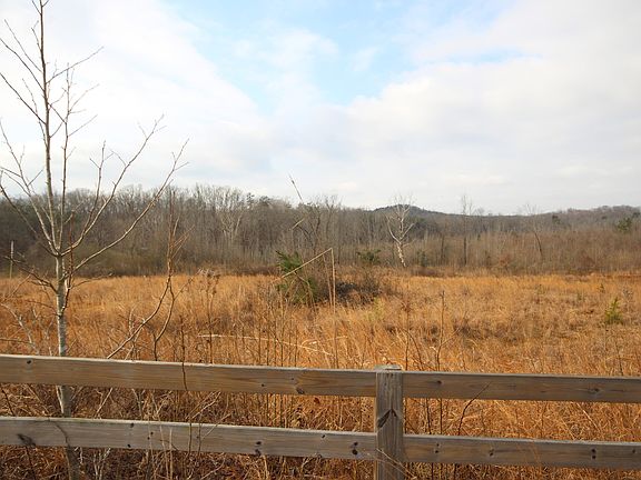 3rd image of 1012 County Road 266