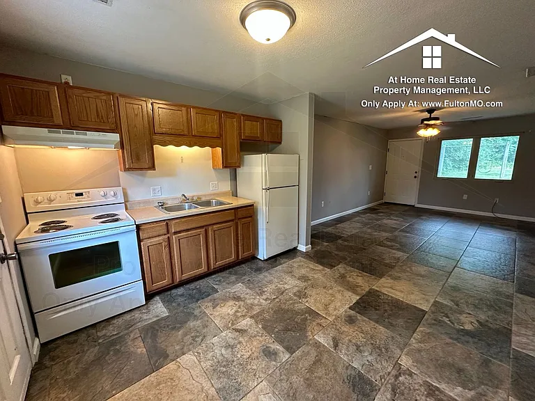 107 Spruce Dr — Photo 9