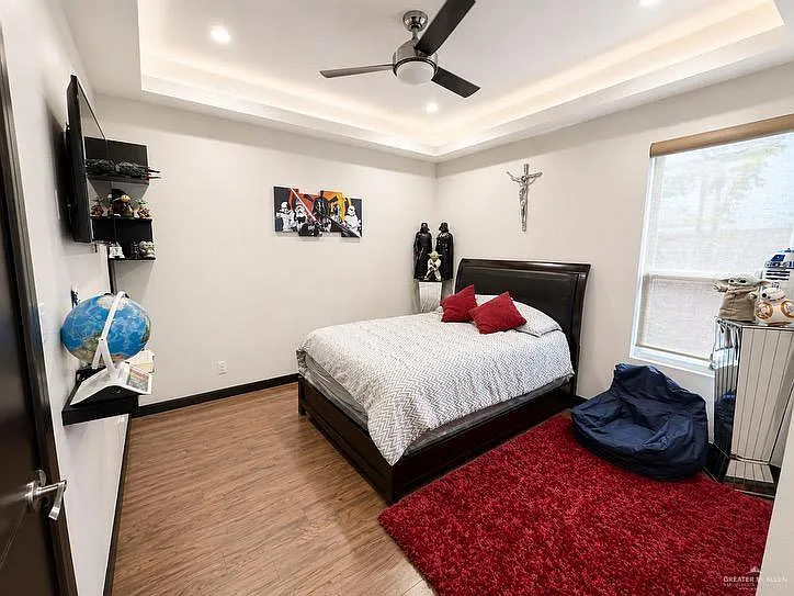 211 Driftwood Ave — Photo 16