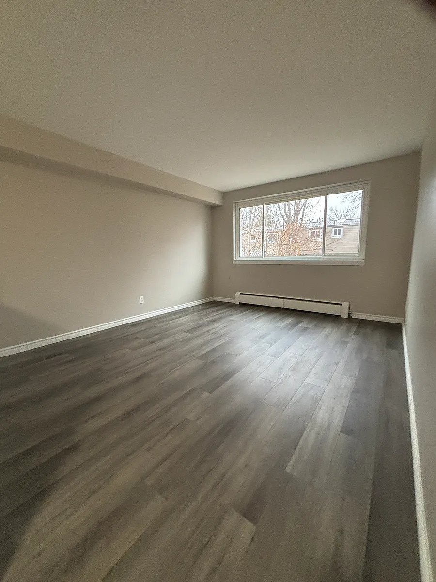 Building Photo - 247 Durand St #3