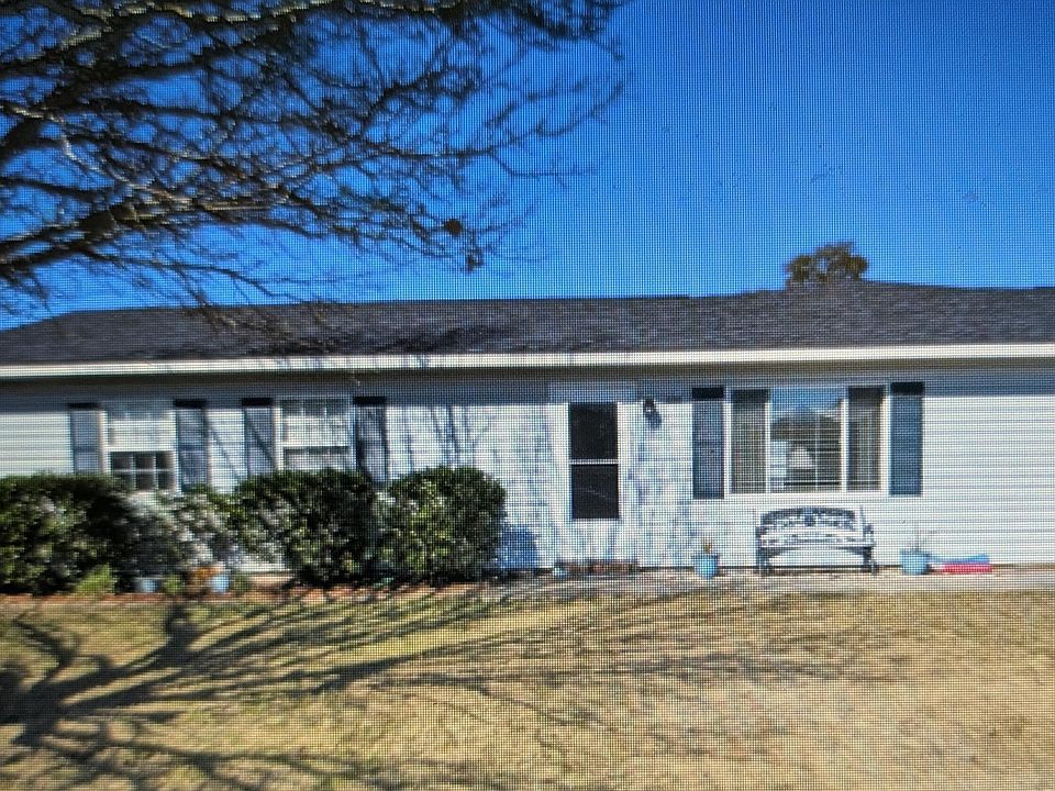 1st image of 121 Bayberry Road