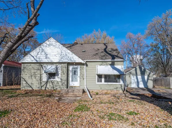 2906 53rd Ave N, Brooklyn Center, MN 55430