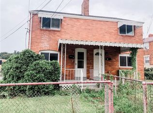 9 Rosamond St, Mc Kees Rocks, PA 15136