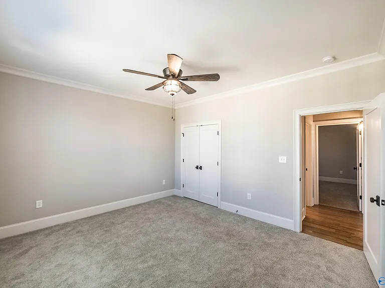 319 Saint Louis St — Photo 27
