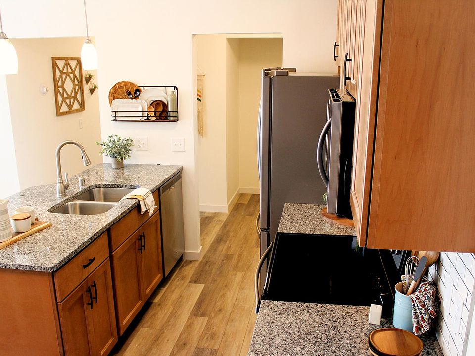 1st image of 8100 45th Ave N APT 304