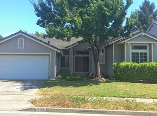 1722 Dorset Dr, Petaluma, CA 94954