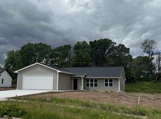 1006 Marway Ct, Oshkosh, WI 54901