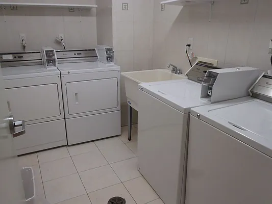 Rented by NY Space Finders Inc. | media 8