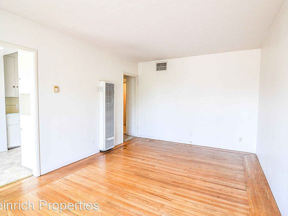 3rd image of 2231 11th Ave APT 10