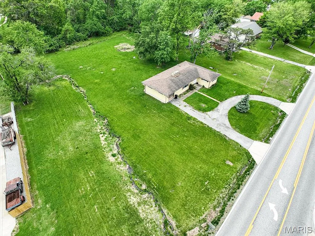 4536 Butler Hill Rd photo 1