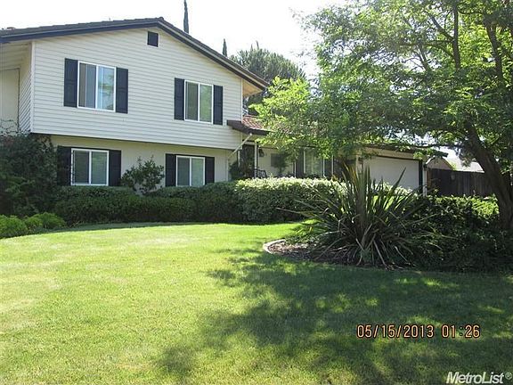 2nd image of 822 Shasta Cir