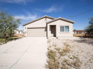 1827 Via Nueva Zelandia, Rio Rico, AZ 85648