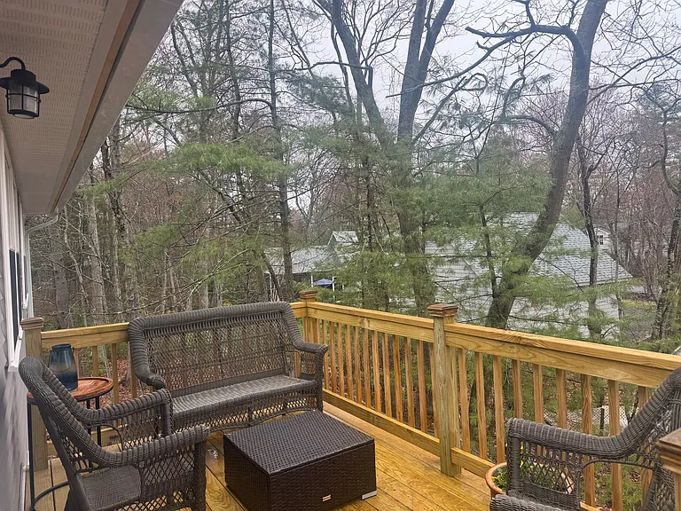 3 Sylvan Cir — Photo 2