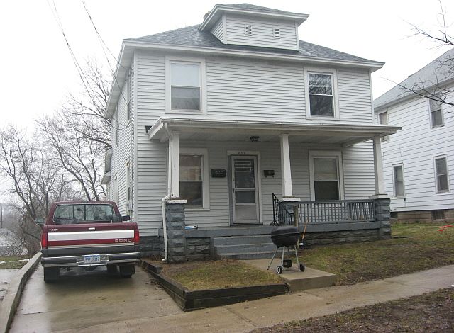 1st image of 459 Emerald Ave NE