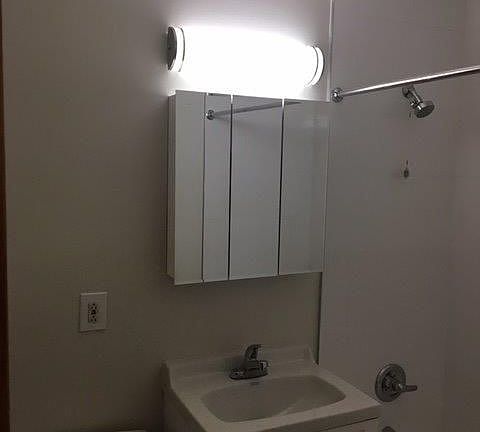 3rd image of 66 2nd Ave APT 4B