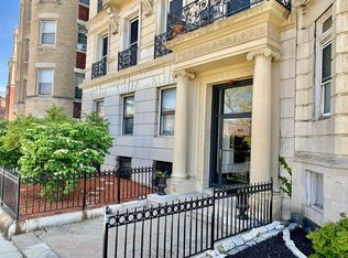465 Park Dr APT 21, Boston, MA 02215
