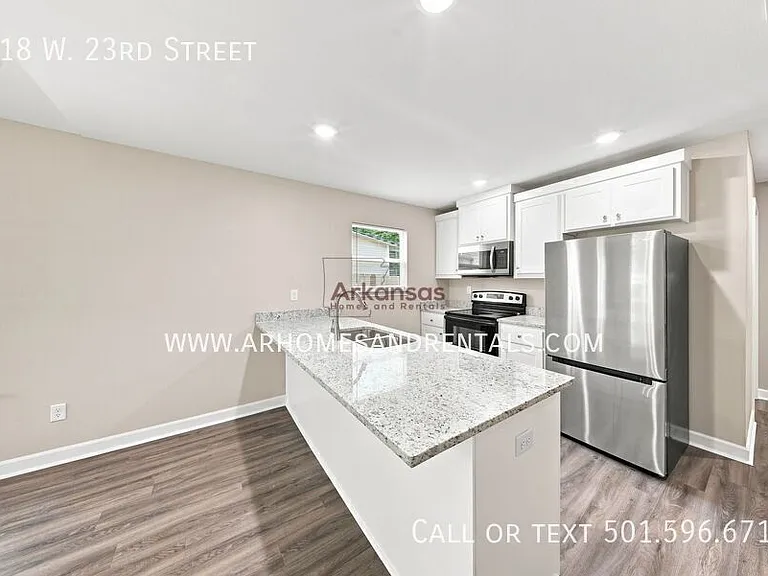 918 W 23rd St — Photo 4