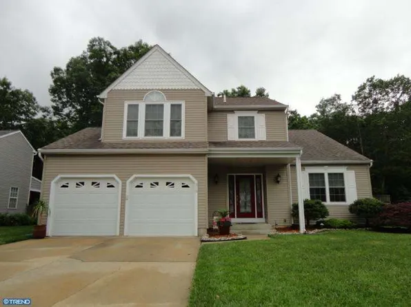 310 Dundee Dr, Williamstown, NJ 08094