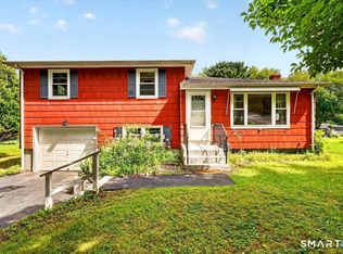 6 Sunset Avenue, Ledyard, CT 06339