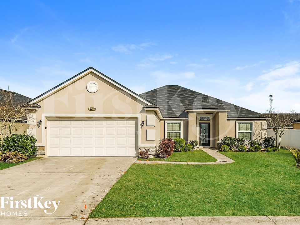 1st image of 15962 Bainebridge Dr