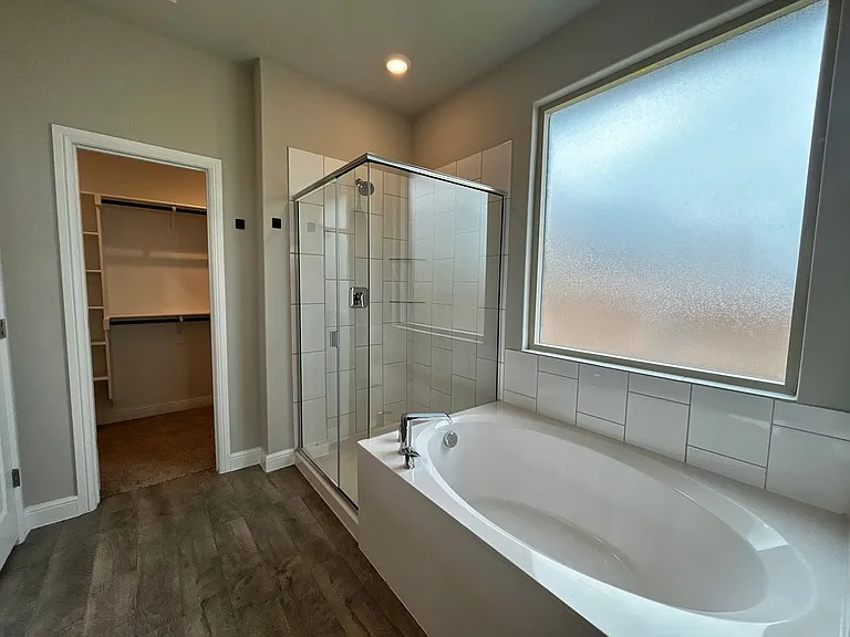 16028 Bronte Ln — Photo 16