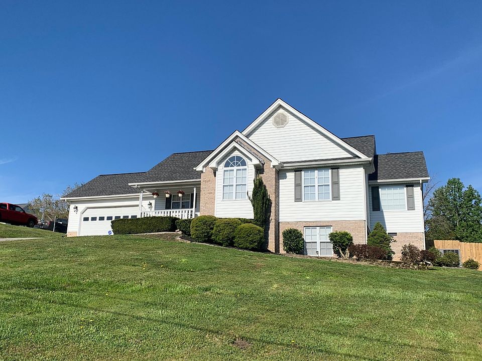 1004 Debbie Ln, Ringgold, GA 30736 | Zillow