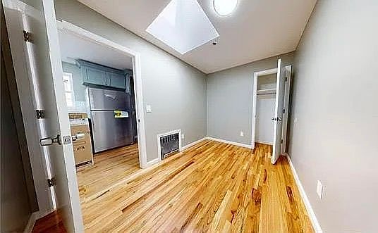 4th image of 270 South Ave #2
