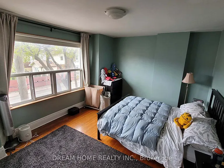 364 Harbord St — Photo 7