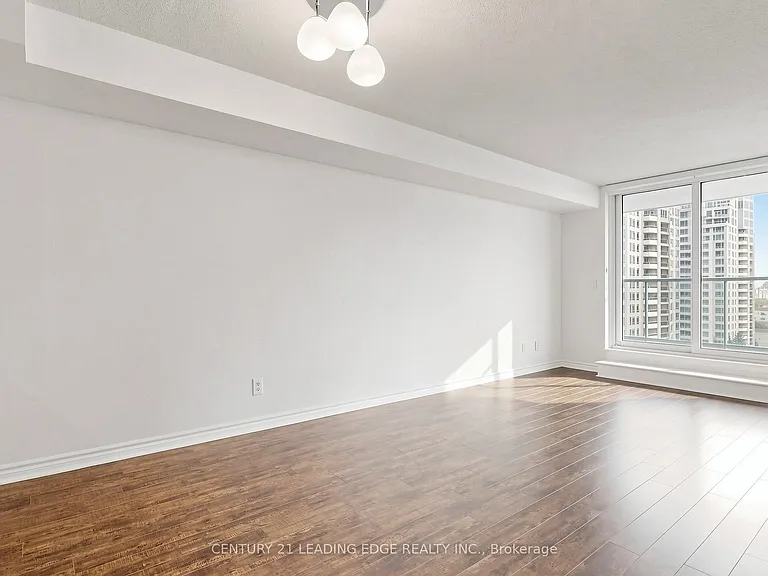 17 Barberry Pl #905 — Photo 3