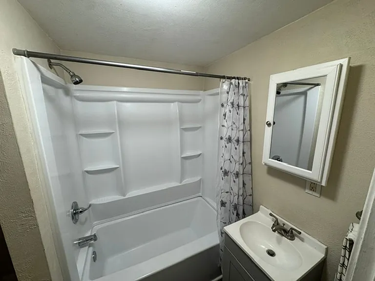 2825 Triangle Pl — Photo 9
