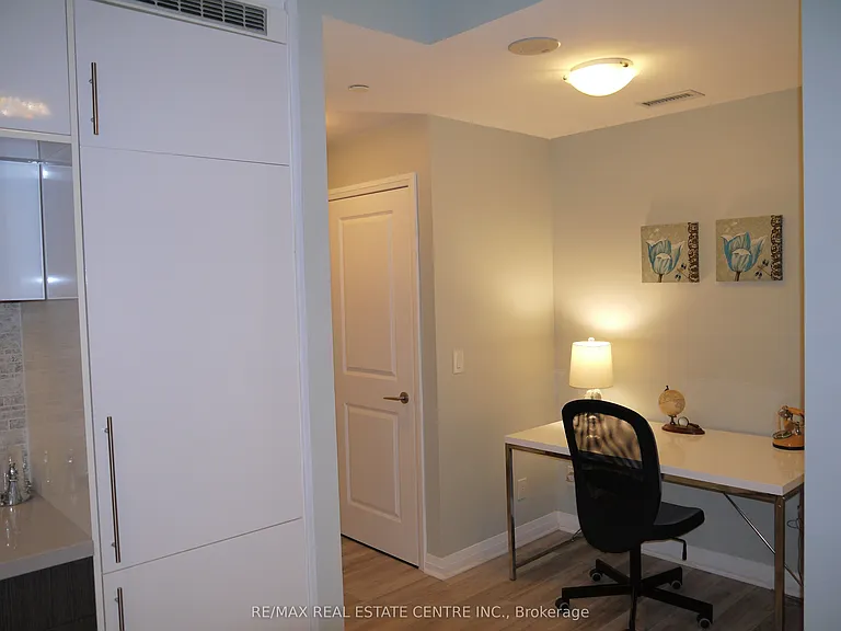 8 Mercer St #1612 — Photo 7
