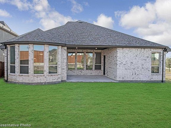 3rd image of 2616 Rosecroft Ct