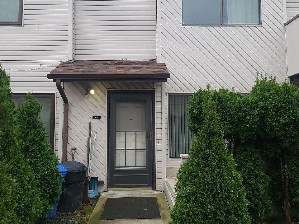 1st image of 60A Wolkoff Ln